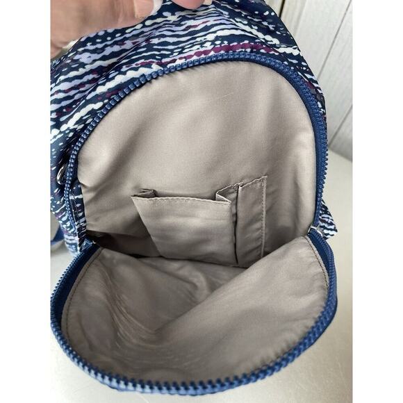 KIPLING Yaretzi Small Printed Backpack Textured Waves Lightweight Carry All Bag - Picture 5 of 8